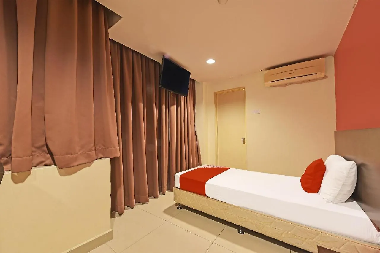 Oyo 90669 My Hotel Vistana Bangi 2*,  Malasia
