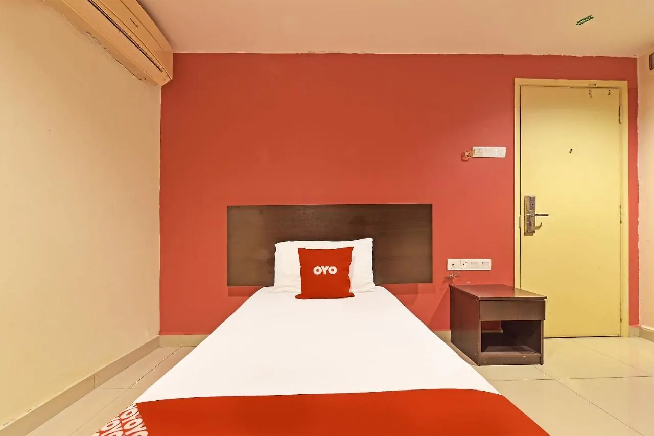 Oyo 90669 My Hotel Vistana Bangi 2*,